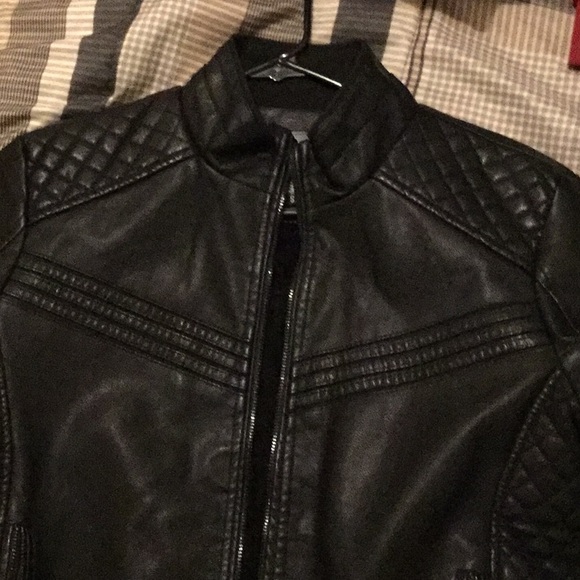 Black jacket never work - Picture 1 of 3